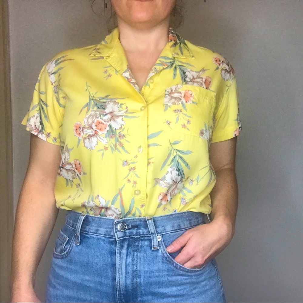 Vintage Y2K Liz Claiborne Lizwear Yellow Blouse